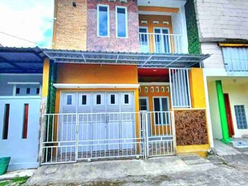 Rumah Bagus 2 Lantai Strategis dekat Manahan Solo