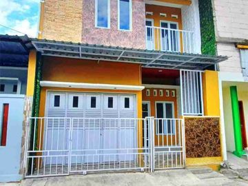 Rumah Bagus 2 Lantai Strategis dekat Manahan Solo