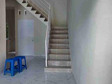 Rumah Bagus 2 Lantai Strategis dekat Manahan Solo