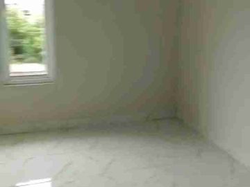 Rumah Bagus 2 Lantai Strategis dekat Manahan Solo