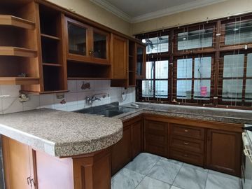 Disewa Tanah dan Bangunan Jl. Gurame, Lengkong - Kota Bandung
