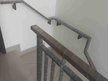 Dijual Cepat! Rumah 2 Lantai Kosongan Murah area Pik 2 Extension
