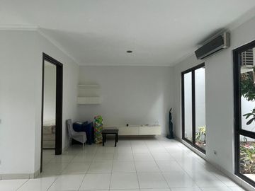 Rumah  CAKEP Cluster Furnished di THE ICON, BSD City - 3+1 KAMAR TIDUR