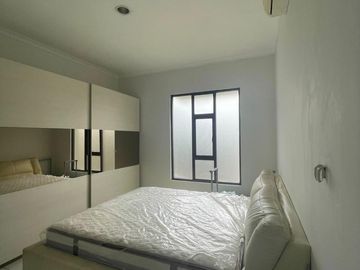 Rumah  CAKEP Cluster Furnished di THE ICON, BSD City - 3+1 KAMAR TIDUR