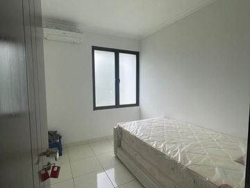 Rumah  CAKEP Cluster Furnished di THE ICON, BSD City - 3+1 KAMAR TIDUR