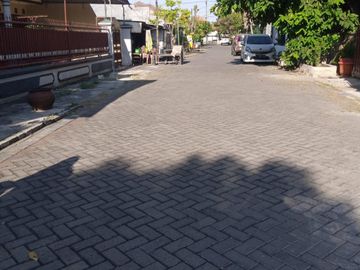 DIJUAL RUMAH SIAP HUNI Di Dukuh Kupang Barat Dekat Kampus Wijaya Kusuma Surabaya