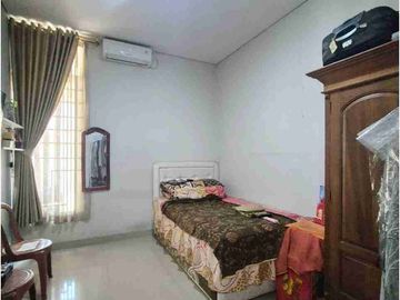 Jual rumah terawat di Kopo Safira Bandung