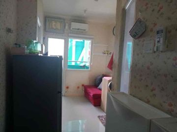 Dijual cepat apartemen green pramuka 2 bedroom furnish siap huni di atas mal