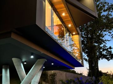 HOUSE AND LOT FOR SALE BANYAN CREST AT TIMBERLAND HEIGHTS NEW LISTING PHP 145,000,000 NEAR MANILA WALDORF, SPECTRUM PROGRESSIVE, SM CITY SAN MATEO