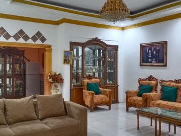 DIJUAL RUMAH HOOK PERUM SURADITA CISAUK 1 LANTAI