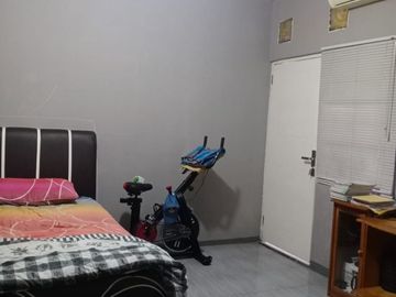 DIJUAL RUMAH HOOK PERUM SURADITA CISAUK 1 LANTAI