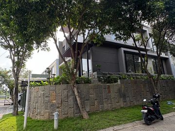 Dijual Rumah New Minimalis Hook di Woodland Citraland Surabaya Barat