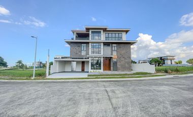 Venare Nuvali | Four Bedroom 4BR House and Lot For Sale - #8461