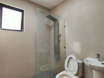 Brand New Ready for Occupancy Townhouse 3-Storey in Tandang Sora-MD