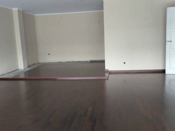 Dijual Rumah di Nusa Hijau Cimahi, Sangat Mewah Ada Kolam Renangnya