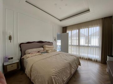 DIJUAL RUMAH DI JALAN BOULEVARD CLUSTER AMATA MOZIA BSD CITY
