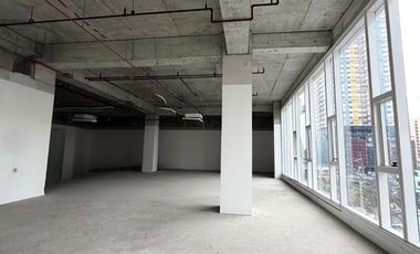 PENTHOUSE FOR LEASE | BRAND-NEW COMMERCIAL LANDMARK IN MALATE