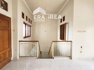RUMAH DIJUAL DI COLOMADU DEKAT HOTEL ALANA