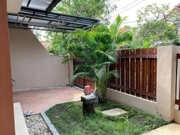 RUMAH KUTISARI INDAH UTARA SURABAYA SEMI FURNISH BARU RENOV