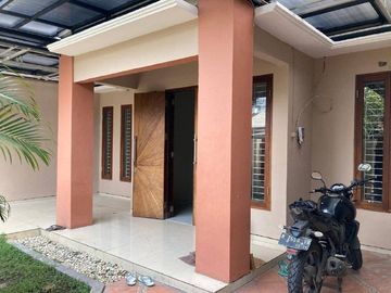 RUMAH KUTISARI INDAH UTARA SURABAYA SEMI FURNISH BARU RENOV