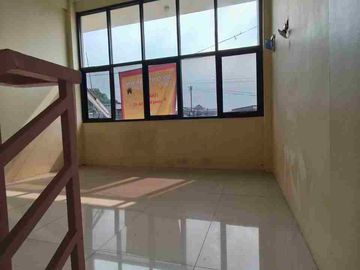 Disewakan 3 ruko terpisah di area ramai depok 2 tengah bakti jaya, sukmajaya Depok. Jawa Barat