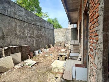 DIJUAL RUMAH BARU KONDISI UNFINISHED BUTUH RENOVASI