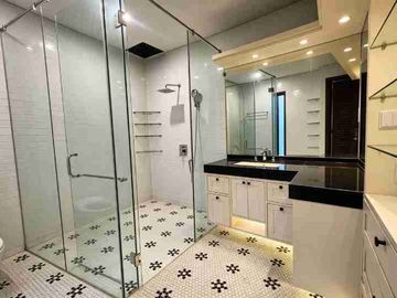 Dijual Rumah Brand New 3 Lantai + Rooftop LT 210m² Pejaten Barat Jakarta Selatan