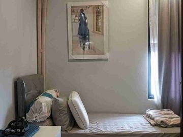 Rumah Full Furnished 3 Lantai di Aryawangsa Residence Dekat Tol & Stasiun KRL