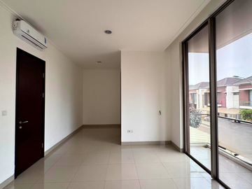 Rumah Hoek Virginia 2LT 13x15 195m2 4KT SHM Pantai Indah Kapuk 2