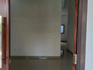 Rumah Luas 200m di Serpong nempel BSD Harga 900jutaan