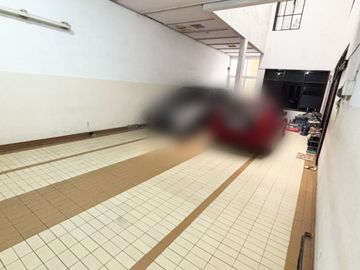 Rumah Mewah 764 m2, Raya Dharmahusada, deretan TBMO, Full Marmer, Lokasi Premium