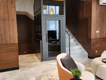 Di Jantung Summarecon Serpong Ardea, Rumah Bergaya Tropis Modern