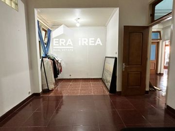 RUMAH DIJUAL DI SOLO DEKAT SINGOSAREN PLAZA