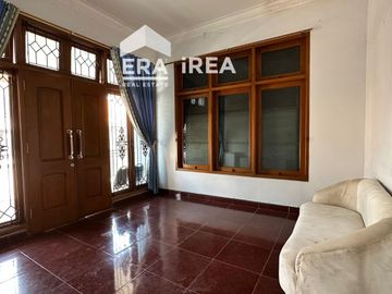 RUMAH DIJUAL DI SOLO DEKAT SINGOSAREN PLAZA
