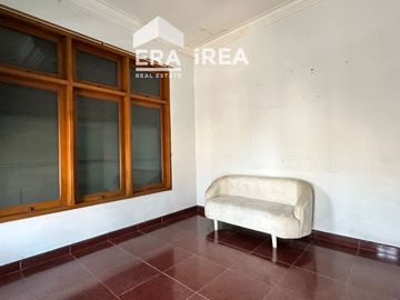 RUMAH DIJUAL DI SOLO DEKAT SINGOSAREN PLAZA