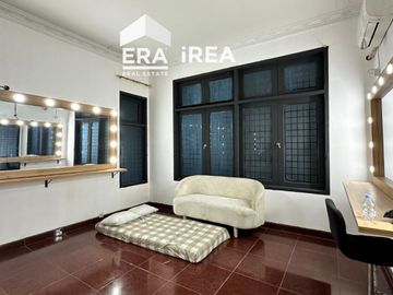 RUMAH DIJUAL DI SOLO DEKAT SINGOSAREN PLAZA