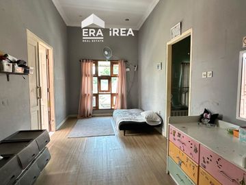 RUMAH DIJUAL DI SOLO DEKAT SINGOSAREN PLAZA