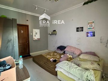RUMAH DIJUAL DI SOLO DEKAT SINGOSAREN PLAZA