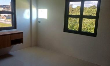 House and Lot For Sale in Tropical Greens Subd in Tagaytay City-MC