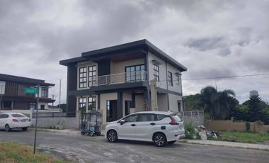 House and Lot For Sale in Tropical Greens Subd in Tagaytay City-MC