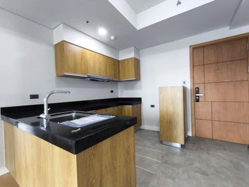 The Haru Tower 2 Bedroom 2BR Condo for Sale at the Seasons, Taguig City