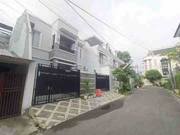 RUMAH MEWAH SIAP HUNI..! PULO NANGKA RAWAMANGUN - JAKARTA TIMUR