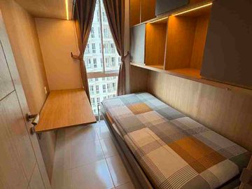 DISEWAKAN APARTEMENT TOKYO RIVERSIDE TYPE 2BR FURNISHED