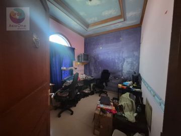 Disewakan Rumah 2 Lantai Cocok Untuk Usaha Di Boulevard Grand Galaxy Bekasi