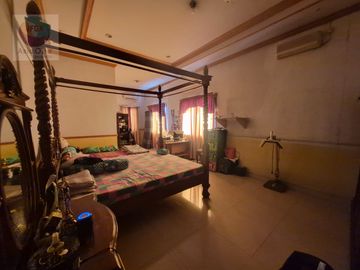 Disewakan Rumah 2 Lantai Cocok Untuk Usaha Di Boulevard Grand Galaxy Bekasi