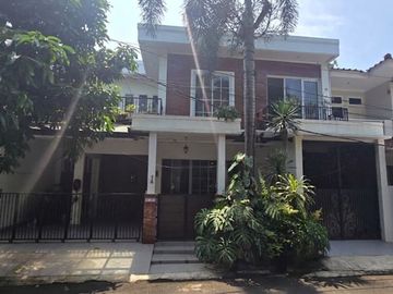 Dijual Rumah Di Bintaro Jaya Tangsel Semi Furnish di Cluster Favorite AZ-18769
