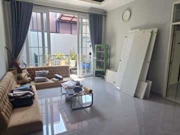 Dijual Rumah Di Bintaro Jaya Tangsel Semi Furnish di Cluster Favorite AZ-18769