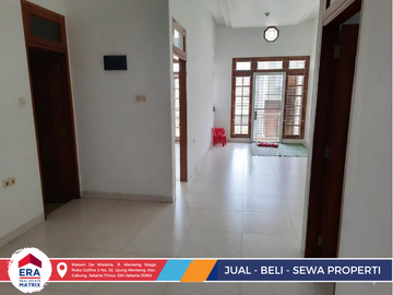 Jual Rumah Terawat Kelapa Gading Residence Pelangi Merah Plafon Tinggi dan Bangunan Kokoh