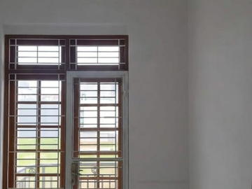 Jual Rumah Terawat Kelapa Gading Residence Pelangi Merah Plafon Tinggi dan Bangunan Kokoh