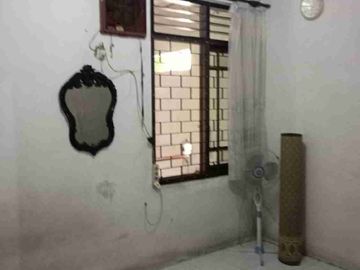 Rumah Lama Dalam Komplel PLN Gandul Cinere Depok